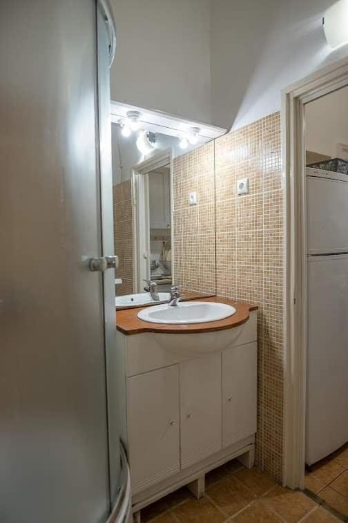 Peaceful Central Stay Gozsdu บูดาเปสต์ ภายนอก รูปภาพ